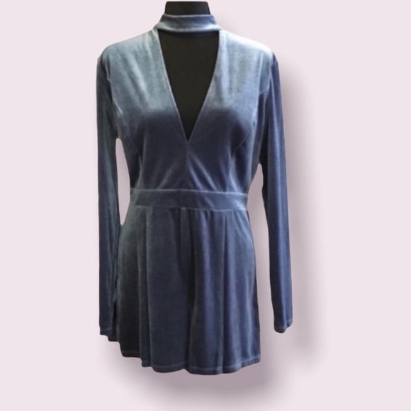 Socialite Pants - Socialite Velvet Plunging Choker Collar Romper in Slate Blue